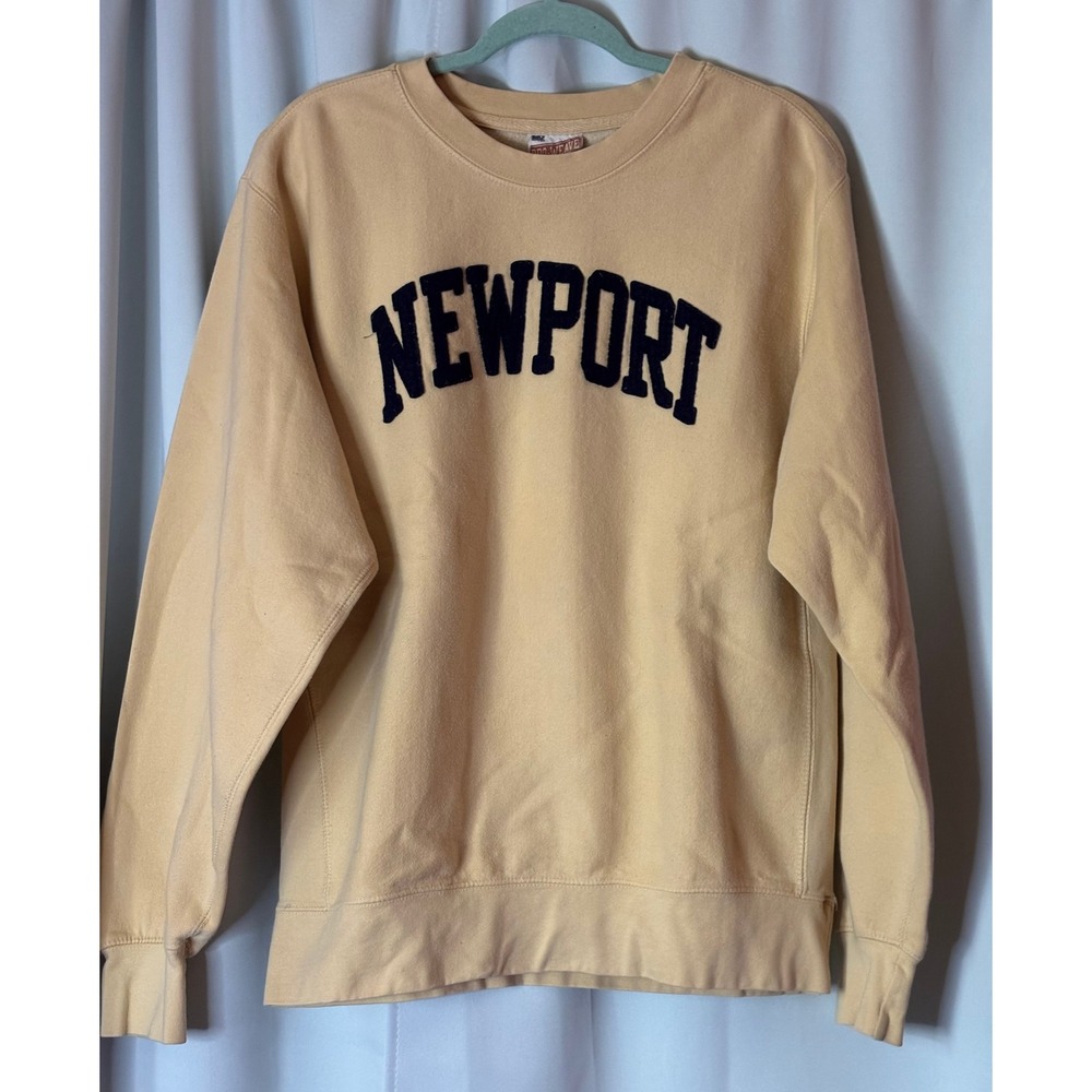 MV Sport Pro-Weave Newport Sweatshirt Yellow Crewneck Mens Medium Retro Preppy